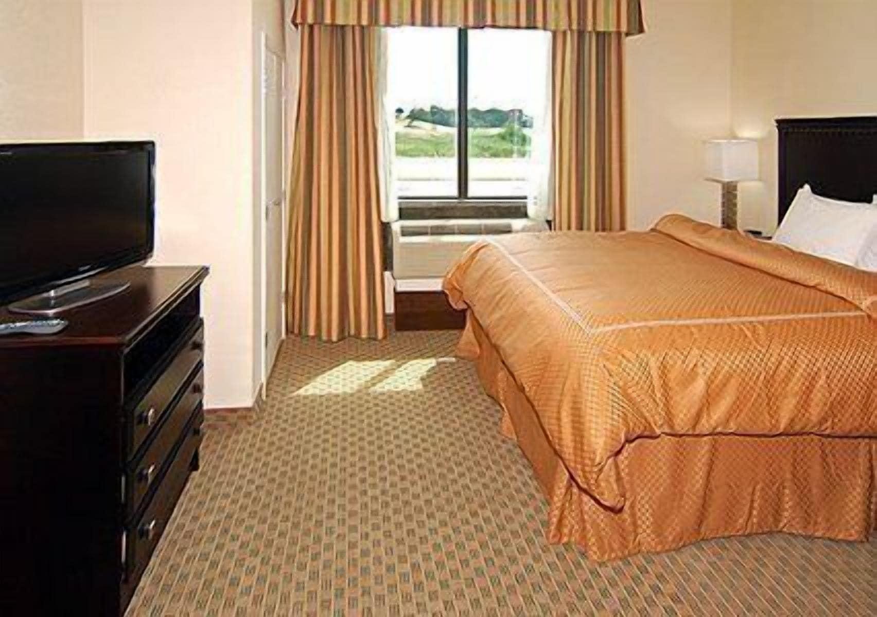 Fairfield By Marriott Inn & Suites Hillsboro Exterior foto